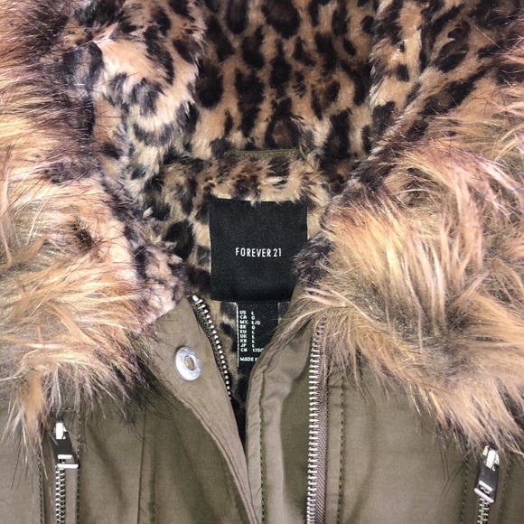 Forever 21 Cargo/Anorak Jacket - Picture 2 of 6